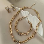 تیفانی تک نگین
